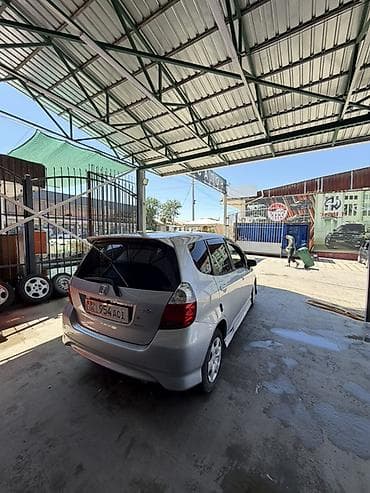 2 4 д: Honda Fit: 2004 г., Автомат, Бензин, Хэтчбэк — 7