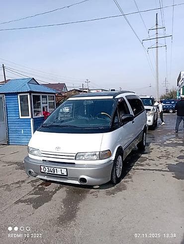 golf 3: Toyota Previa: 1994 г., Автомат, Бензин, Минивэн — 5