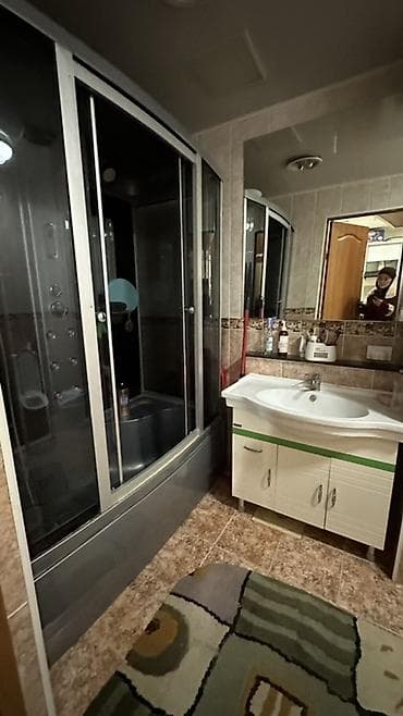 3 комнатная квартира джал: 2 комнаты, С мебелью полностью — 4