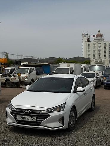 Продажа авто: Hyundai Avante: 2019 г., 1.6 л, Автомат, Бензин, Седан — 1