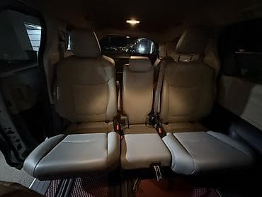 agm: Toyota Sienna: 2022 г., 2.5 л, Автомат, Гибрид, Минивэн — 7