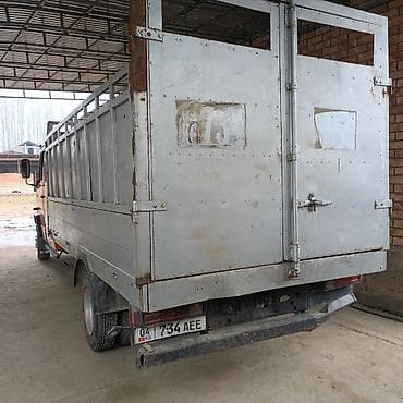 кузуп спринтер: Жүк ташуучу унаа, Mercedes-Benz, Дубль, 4 т, Колдонулган — 6