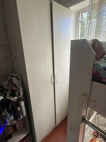 Двухдверный шкаф для одежды, светлый дуб/ясень. - Компактная
