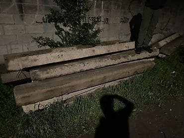 бетон стойка: Железобетонные балки/ригели - Материал: армированный бетон. - Форма — 4