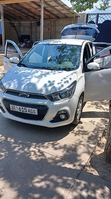 kia reo: Chevrolet Spark: 2017 г., 1 л, Вариатор, Хэтчбэк — 1