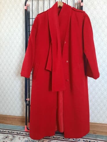 pull bear: Продаю польта б/у — 4