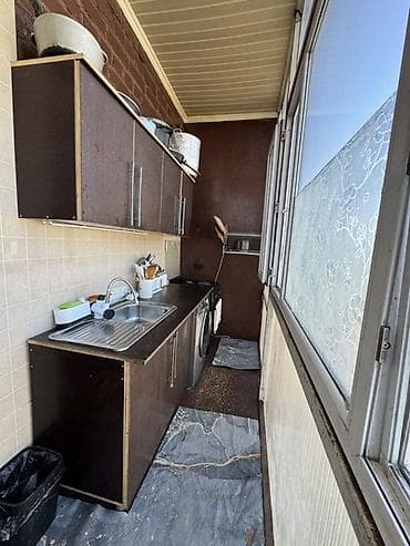 диван раскладной 2 х местный: Продаётся 3-комнатная квартира 105-серии в посёлке Манас (пригород — 10