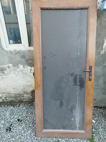 Дверь пластиковая и межкомнатная Продаю Цена 6000 сом пара бу — 1