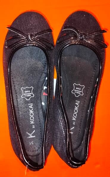 фирменная обувь из германии: 31 размер балетки, одевались 1 раз на утренник. новых состояние — 1