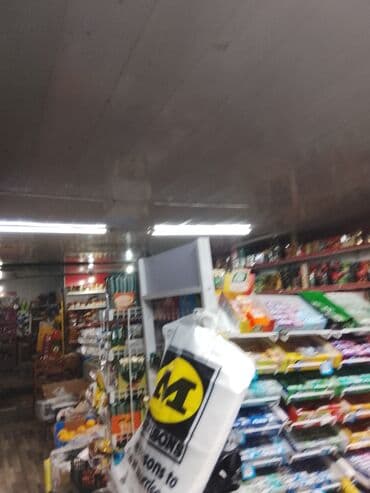 сдаю помещения ош: Сдаю Торговое место, В жилом доме, 80 м² С оборудованием — 3