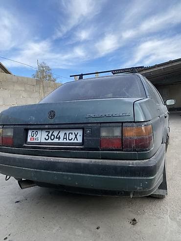 kia rio 4: Volkswagen Passat: 1988 г., 1.8 л, Ручные, Лифтбек — 1
