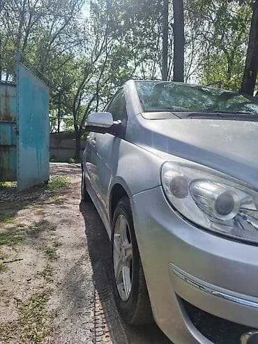 Продажа авто: Mercedes-Benz B-Class: 2010 г., 1.7 л, Автомат, Бензин, Хэтчбэк — 9