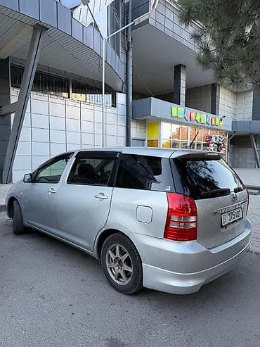 Продажа авто: Toyota WISH: 2004 г., 2 л, Вариатор, Бензин, Минивэн — 2