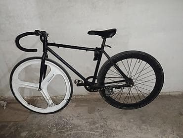 Фикс-байк (single speed) кастомной сборки - Рама: стальная