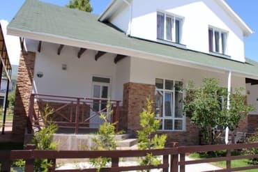 отдых на иссык куле 2021 цены: Коттедж, | Каприз, Чолпон-Ата, Бильярд — 1