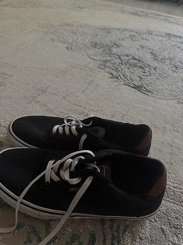 ван клауд кроссовки: Кеды Vans оригинал оба размера 43. Есть черные и голубые модели — 1