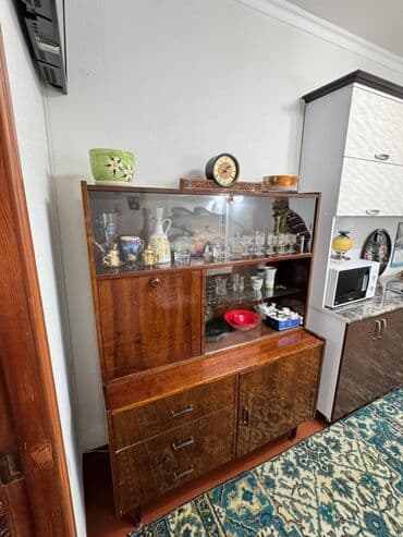 шкаф кухонный: Сервант — 1