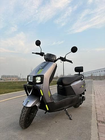 Кумурска мотороллер: Электроскутер RID — стиль и практичность на каждый день 🔹 Запас хода — 4