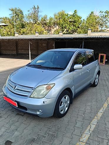byd e1: Toyota Ist: 2003 г., 1.3 л, Автомат, Бензин, Хэтчбэк — 2