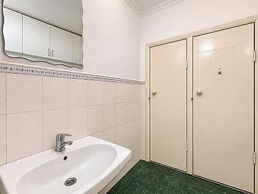 хрущева: 3 комнаты, 63 м², Хрущевка, 2 этаж, Косметический ремонт — 10
