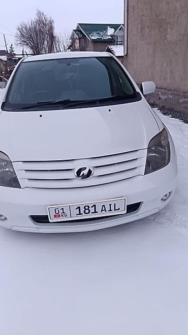 авто стекло: Toyota Ist: 2007 г., 1.5 л, Автомат, Бензин, Хэтчбэк — 3