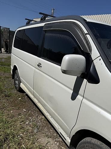 реалии: Honda Stepwgn: 2002 г., 2 л, Автомат, Газ — 7