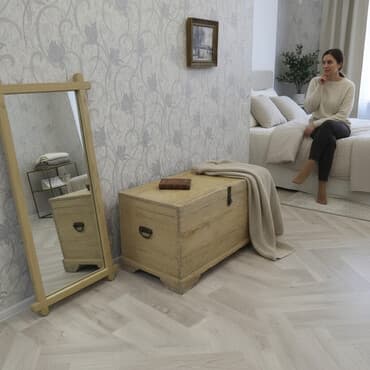 Зеркало + деревянный сундук в едином стиле (дерево, натуральный