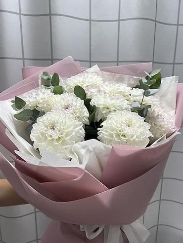 садовые розы: Букеты из свежих роз и сезонных цветов - Классические высокие розы на — 4