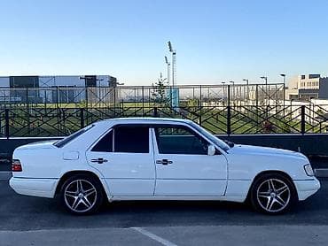 mers 212: Mercedes-Benz E-Class: 1994 г., 2.2 л, Механика, Бензин, Седан — 2