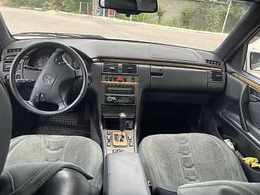 Транспорт: Mercedes-Benz E-Class: 1998 г., 3.2 л, Автомат, Бензин, Седан — 4