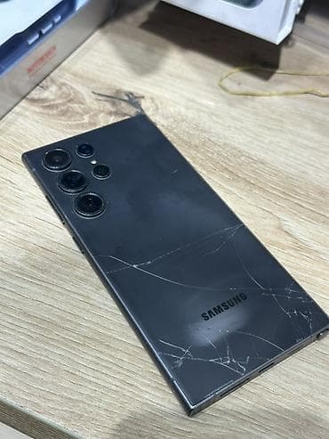 s23: Samsung Galaxy S23 Ultra, цвет - Черный — 1