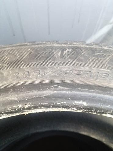 89 2: Комплект резины 255/40R18 лето,состояние хорошее,цена 8000 сом — 2