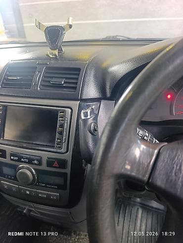 фори: Toyota Ipsum: 2002 г., 2.4 л, Автомат, Газ, Минивэн — 9