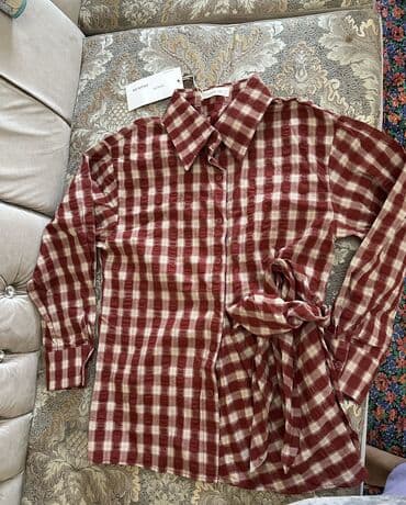 блузка очень красивая: Кофта тренд сезона, последняя поэтому отдаю очень дешево Подойдет — 3