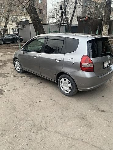 fit 1 3: Honda Fit: 2003 г., 1.5 л, Автомат, Бензин, Хэтчбэк — 3