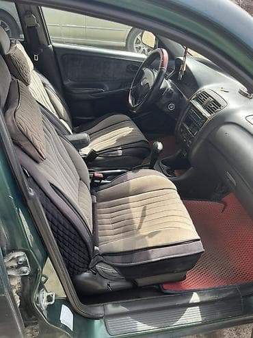 m class: Mazda 626: 1998 г., 2 л, Автомат, Бензин, Лифтбек — 4