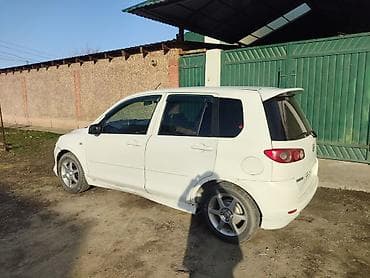 lexus 500: Mazda Demio: 2004 г., 1.3 л, Бензин, Хэтчбэк — 5