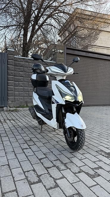 скутер бу купить: Тип скутера Yamaha, 150 куб. см, Бензин, Б/у — 2