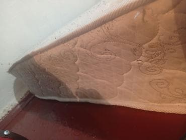 Матрасы: Спальный матрас, Б/у, Двуспальный, Пружинный, Матрасы средней жесткости — 1