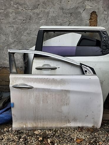 21570 р16: Дверь Передняя левая Hyundai, Б/у, Оригинал — 1