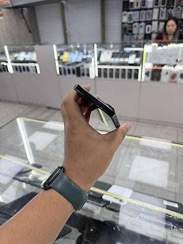 бу айфоны: IPhone 15, Б/у, 128 ГБ, Midnight, Зарядное устройство, Защитное стекло, Чехол, 81 % — 5