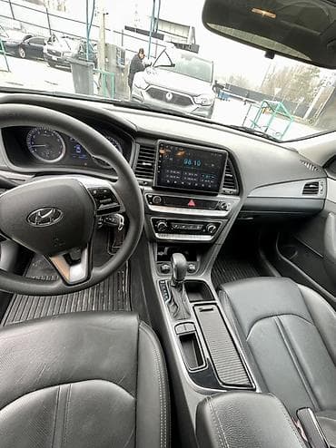 Транспорт: Hyundai Sonata: 2020 г., 2 л, Автомат, Газ, Седан — 6