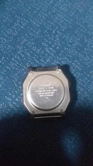 Casio F-91W — классические цифровые часы Характеристики: - Модель