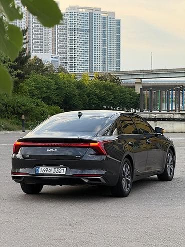 arizzo 8: Kia K8: 2021 г., Седан — 4