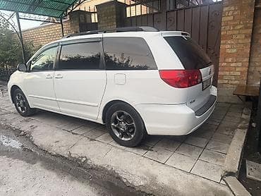 купить мультивен: Toyota Sienna: 2009 г., 3.5 л, Автомат, Бензин, Минивэн — 2