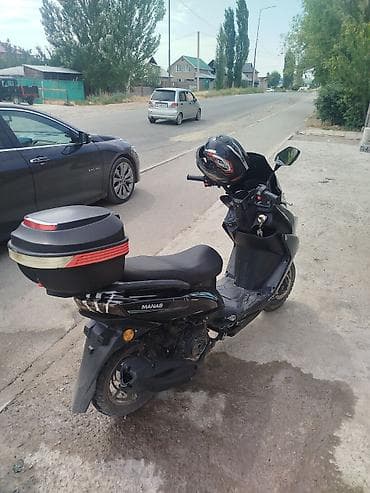90: Мопед макси Б/у хорошем состоянии куб 150 есть шлем — 1