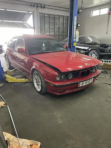 BMW 5 series: 1990 г., 4.4 л, Ручные, Бензин, Седан at lalafo.kg BMW 5 series: 1990 г., 4.4 л, Ручные, Бензин, Седан