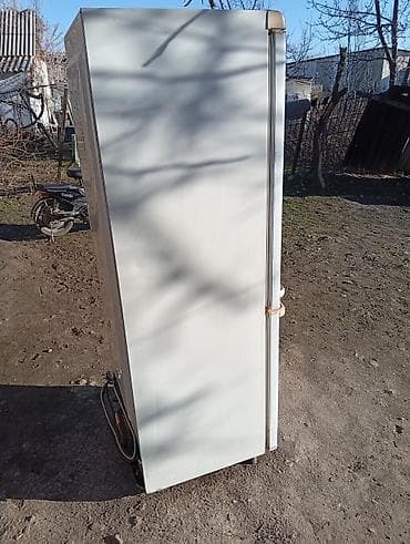 table fan: Холодильник Samsung, Б/у, Двухкамерный — 1