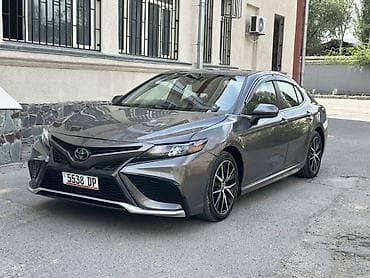 груз авто: Toyota Camry: 2020 г., 2.5 л, Автомат, Бензин, Седан — 1