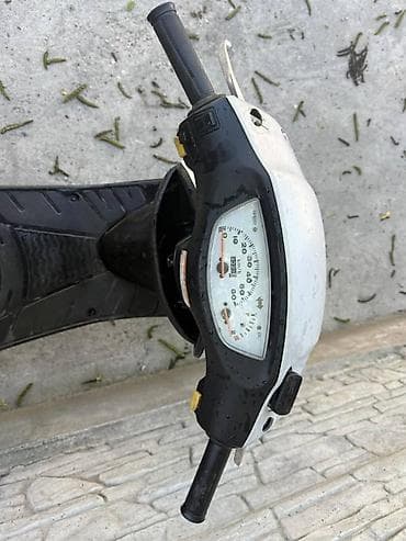 дио скутер: Тип скутера Honda, 50 куб. см, Бензин — 5